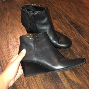 Like New Tory Burch Wedges